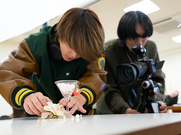 福岡の専門学校「日本デザイナー学院」